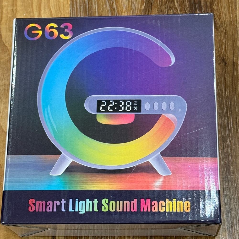 G63 Smart Light Sound Machine/Speaker/Alarm Clock/Charging Station (NWT)